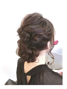 アーチテクトヘア(Architect hair by Eger) ヘアセット三つ編み結婚式