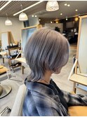シルバーグレー