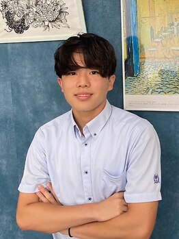 湊理容所の写真/ONもOFFもキマるスタイルをご提案☆トレンドを取り入れたスタイルで周りと差がつく！眉カットも◎