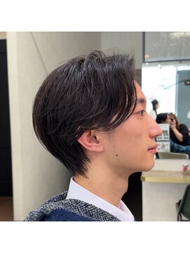 ビュー トウキョウ(VIEW TOKYO) 前髪長めセンターパート