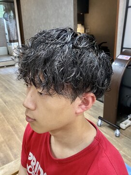 ユナイテッドヘアー(UNITED HAIR) やりすぎないパーマが希望のお客様にオススメ!!縦落ちツイスパ☆