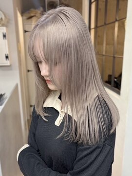 ジィルム(XELM) 韓国レイヤーカット/ブリーチ/レイヤーカット/ハッシュカット