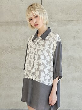 ドロシー(dorothy) ナチュラルブロンド レイヤーボブ