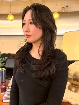 ランプ 代官山(the lamp) 透明感アッシュブラウン大人のハッシュレイヤーカット