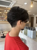 クレールバイケンジ(Claire by KENJE)&nbsp;ツーブロ／フェザーパーマ／ニュアンスパーマ／センターパート