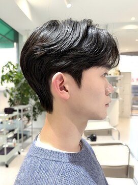 ノラ ウメダ(NORA UMEDA) カルマパーマ×ダウンパーマ×リーフカット