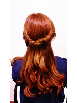 美容室 カーム(CALM) 二次会☆ナチュラルハーフアップ