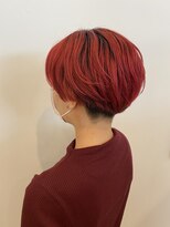 ウシワカマルイースト(ushiwakamaru East) 刈り上げショート×チェリーレッド