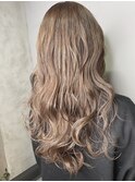 ハイライト×ベージュカラー