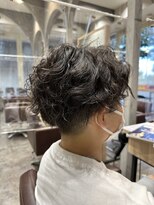 ビースリー ロア&nbsp;ツーブロックパーマ2022.11.3