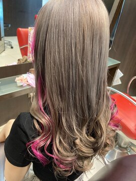 アース 千葉店(HAIR&MAKE EARTH) ピンクイヤリング＋グレージュカラー
