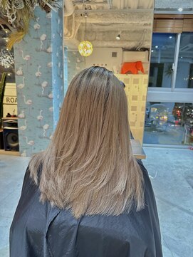 スリー(three) shadow roots