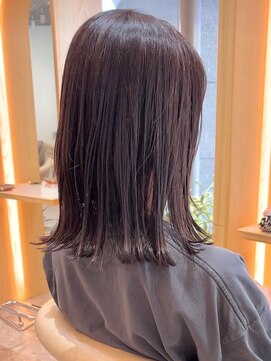 ダブルバイグリッター(W by GRITTERs) ラベンダーグレー　外ハネミディアム　ワンカールアレンジ