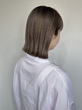 ノルン(norn) グレベージュカラー