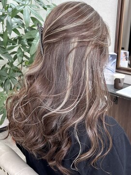 ベルヘアーデザイン 堺東(Belle hair Design) ハイライトレイヤーカットイルミナカラーグレージュ韓国風堺東