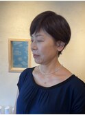 アシンメトリーショートヘア
