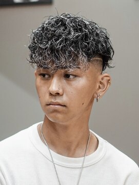 プロショップウェーブ(PRO SHOP WAVE) スペインカール/プードルパーマ/メンズパーマ/ニュアンスパーマ