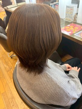 ヴァンカウンシル 清須店(VANCOUNCIL) 媚びない大人の抜け感◎ウルフ×ベージュ