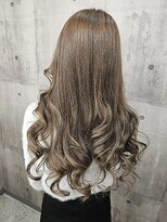 フォックス 四日市店(FOX)&nbsp;艶髪ロング/巻き髪/レイヤーカット/ミルクティーアッシュ