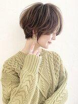 大人可愛い耳掛けショート20代30代40代ハイライトカラー