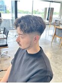 ラルフカールメンズブリーチパーマスキンフェードカットバーバー