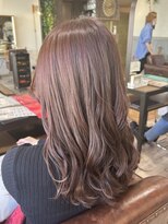 ジーニー 千葉(GENiE)&nbsp;韓国ヘア/ピンクベージュ【宮田里穂】