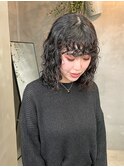 ミディアム　インナーカラー　赤　ピンク　推しカラー