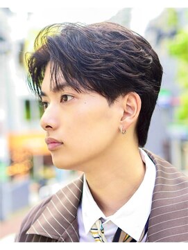 オーシャントーキョー 渋谷神南(OCEAN TOKYO) 韓国ヘアカルマパーマカルマバングセンターパート黒髪ウルフ