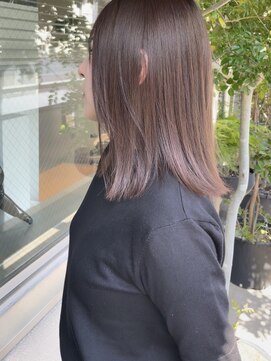 フー(hu) 20代30代40代切りっぱなし大人ボブミディアムヘア