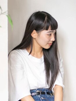 アズーリ ビューティ ワークス(AZZURRI Beauty Works)の写真/上質空間で本物志向の大人女性の為に。髪質改善と大人女性の美髪を叶える特別なケアをご提案します！