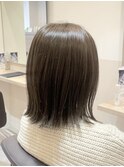 【今井由奈】オリーブベージュ×ミディアムショート