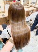 ハイトーンでも“艶々”に!  髪質改善カラー