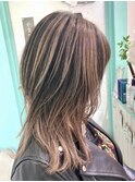 【ミディアムウルフ/バレイヤージュ/ラテカラー】20代30代40代