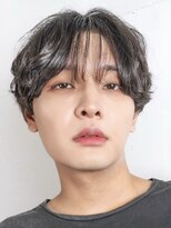 シド 表参道(s.i.d)&nbsp;ニュアンスシャドウパーマ×韓国ナチュラルメンズメイク