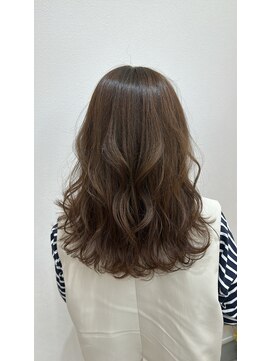 リズ 星ヶ丘(riz) 水素カラー　髪質改善　白髪染め