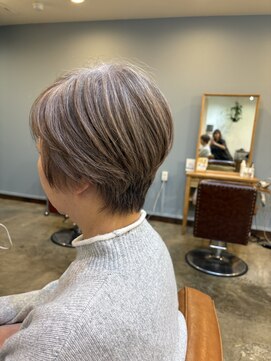 スアバイキキ(SuA by kiki.) ココアベージュ/クラゲヘアー/オリーブグレー［千葉］