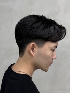 ニコ トウキョウ ロジック(nico TOKYO Logic) メンズセンターパートニュアンスパーマアップバング