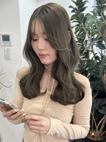 ノート(note) ブリーチなしでつくるオリーブベージュ×くびれヘア