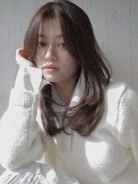 トローノ 栄(TRONO) 韓国ヘア 顔周りレイヤー 透明感カラー アッシュブラウン