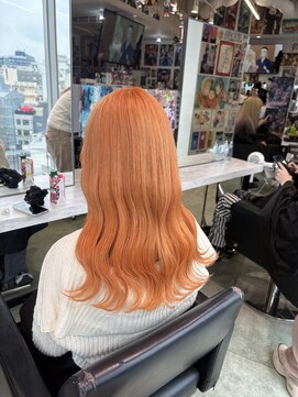 トーキョー オタクヘアー(TOKYO OTAKU HAIR) ブリーチ/オレンジカラー