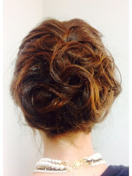 オギクボ ヴォイス(voice) フェミニンアップ【美容室★荻窪ヴォイス】