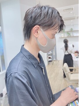 モリオフロムロンドン 松戸店(Morio from London) 【松戸 岩口】襟足あり耳かけセンターパートショート