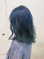 ジェナ(Jena)&nbsp;ブリーチカラー×ディープスカイブルー