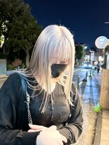 ヲタク(wotaku.)&nbsp;ホワイトカラーホワイトミルクティーベージュカラーブリーチ