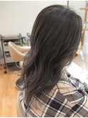 アッシュグレーカラー