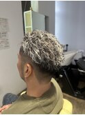 ホワイトメッシュ×極道パーマ
