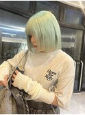 ミントグリーン