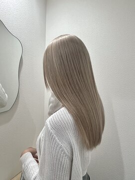 モニカ 栄店(MONIQA) ミルクティーベージュ