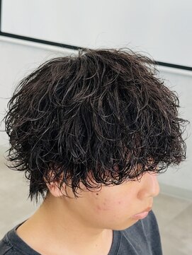 ウノ(U.No.) シャドウパーマ