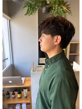 経験の多さが裏付けるカット技術！どこから見てもカッコいいスタイリッシュなショートご提案します☆